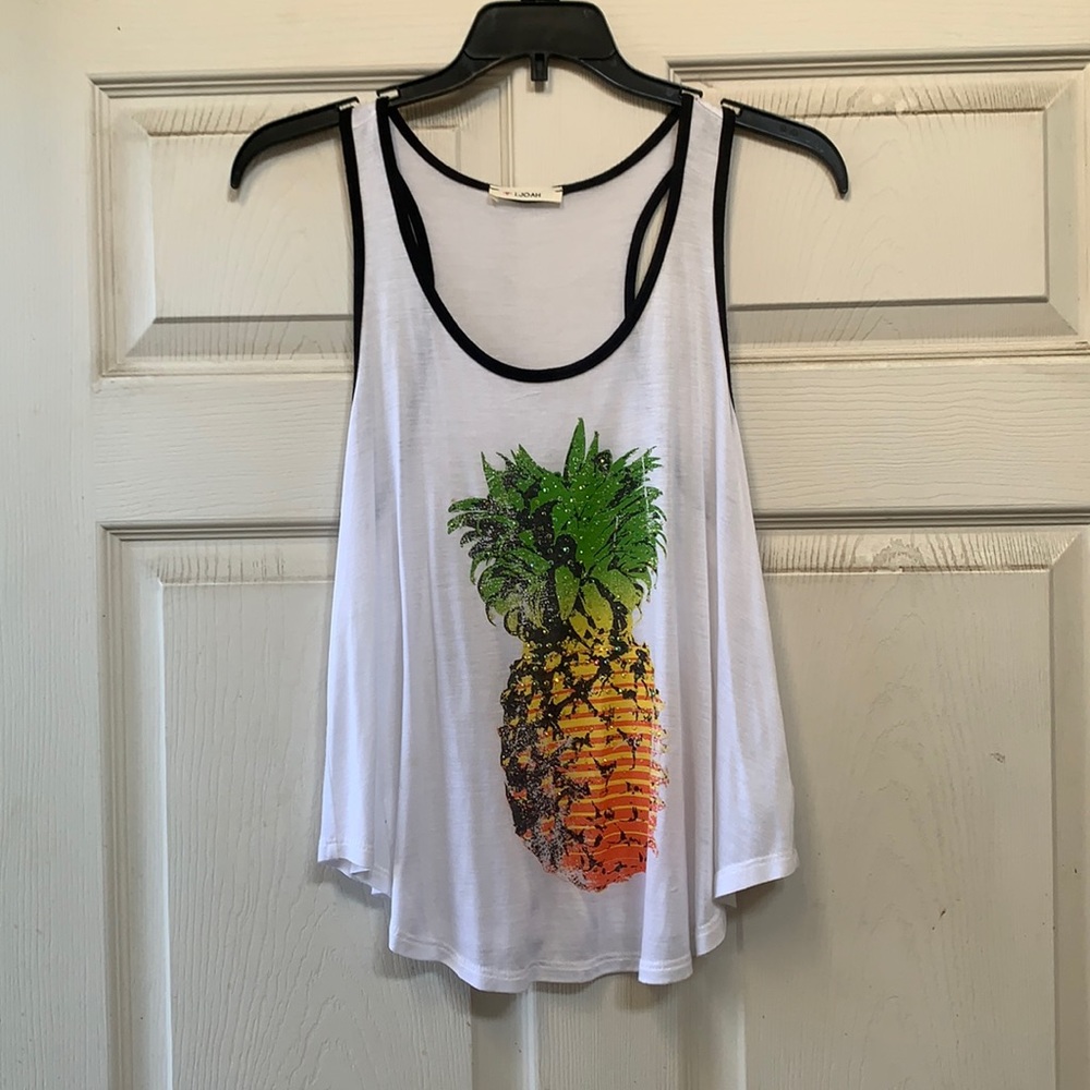 Women’s pineapple tank top